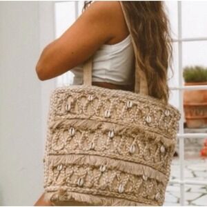 NEW Salt+Umber Seashell Tote Woven Isla Jute Boho Fringe Cowrie Shell SHELLBAG